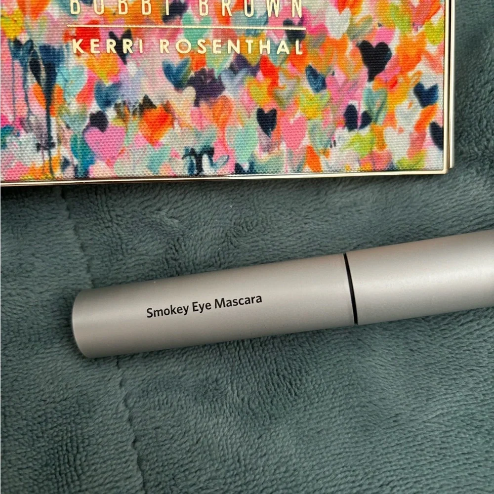 Bobbi Brown Shining Moment Eye Shadow Palette Set